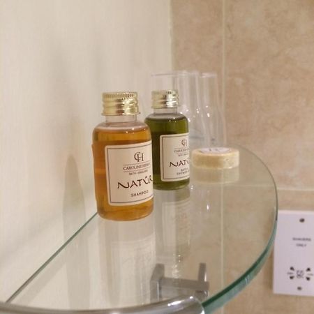 دوركينغ Bulmer Farm B&B المظهر الخارجي الصورة
